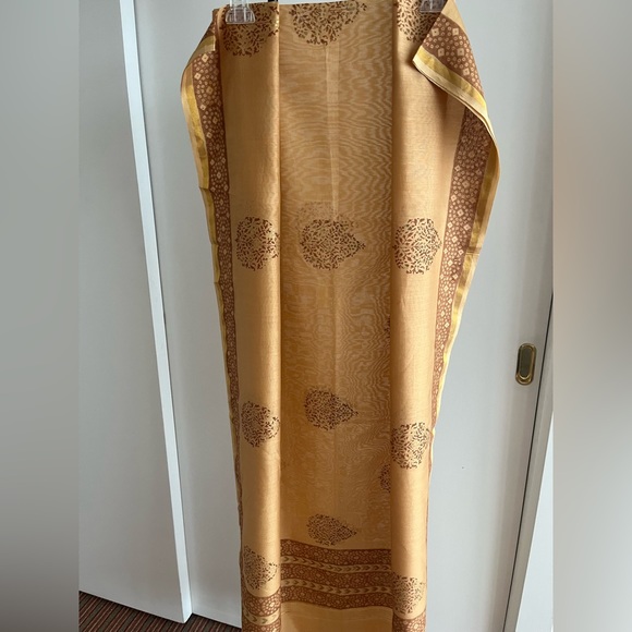 NWT Fabindia Handwoven silk cotton mustard gold shawl wrap stole wedding Dupatta - Picture 11 of 12